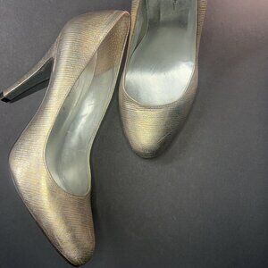 Jessica Simpson Womens High Heel | Size 8.5 | Silver/Gold